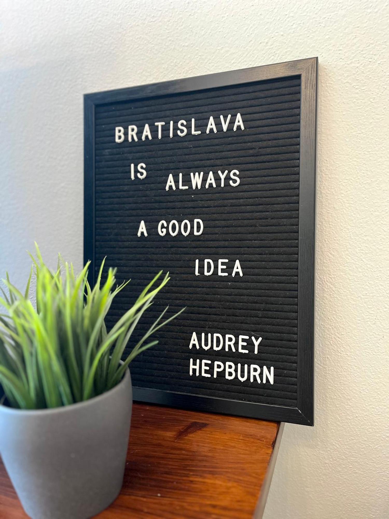Audrey Hepburn Apartment Old Town Air Conditioned 브라티슬라바 외부 사진