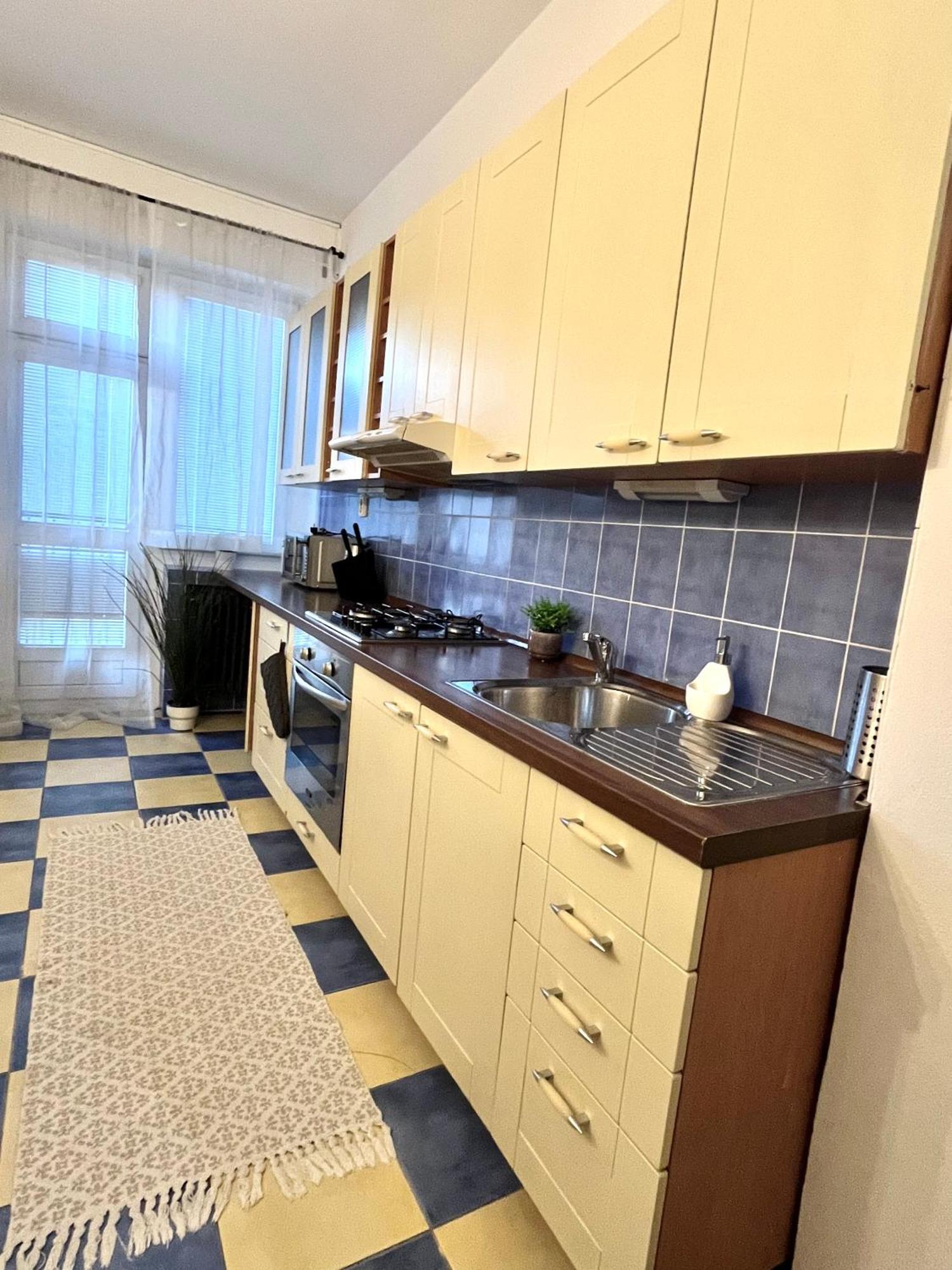 Audrey Hepburn Apartment Old Town Air Conditioned 브라티슬라바 외부 사진