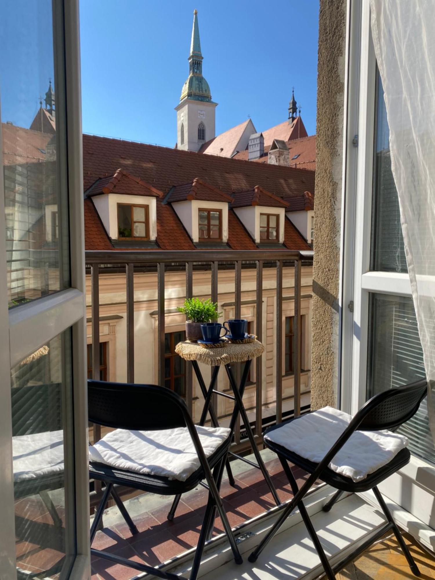 Audrey Hepburn Apartment Old Town Air Conditioned 브라티슬라바 외부 사진